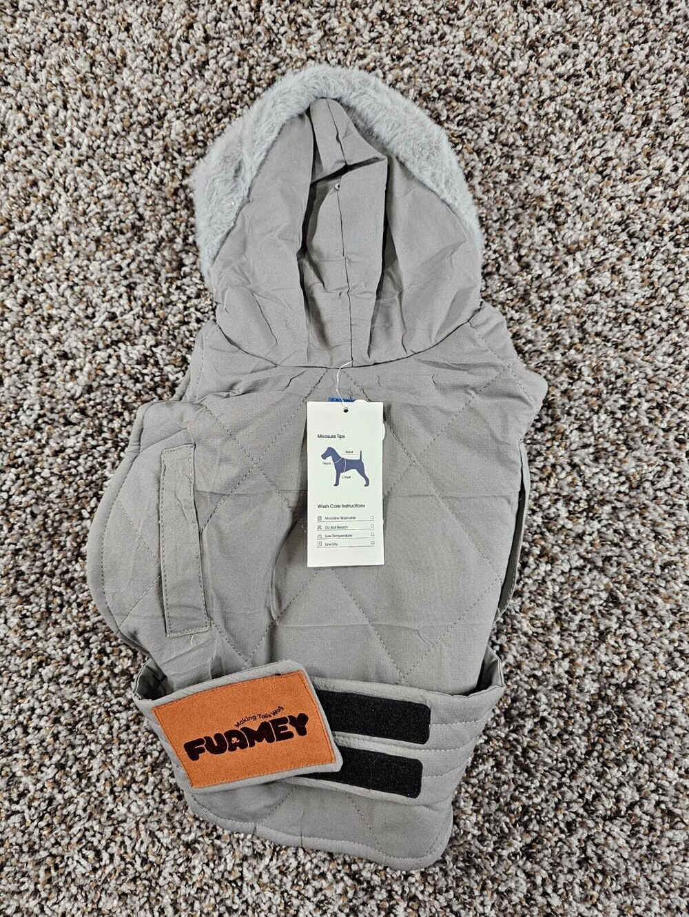 FUAMEY branded quilted dog winter coat with a faux fur-lined hood Sz S Gray NEW